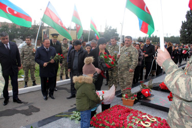 Vətən müharibəsi şəhidi Abbasov Seymur Muşfiq oğlunun ikinci ildönümündə məzarı və ailəsi ziyarət olunub