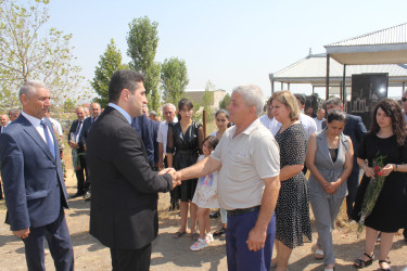 44 günlük Vətən Müharibəsi şəhidi Musayev Ramiz Kamil oğlunun doğum günü ilə bağlı anım mərasimi keçirilib.