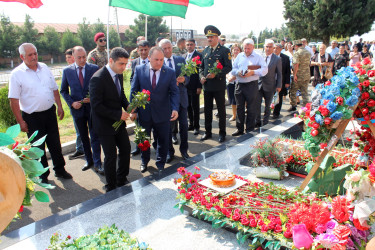 44 günlük Vətən Müharibəsi şəhidi Mirzəyev Şirzad Mirzə oğlunun doğum günü ilə bağlı anım mərasimi keçirilib.