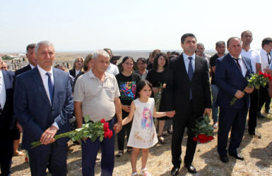 44 günlük Vətən Müharibəsi şəhidi Musayev Ramiz Kamil oğlunun doğum günü ilə bağlı anım mərasimi keçirilib.