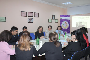 Göygöl rayonunda “Məişət zorakılığı törətmiş şəxslər üçün psixoloji reabilitasiya proqramlarının hazırlanması” mövzusunda dəyirmi masa keçirilib