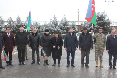 Vətən müharibəsi şəhidi Muradov Nadir Əhməd oğlunun ildönümü məzarı başında qeyd edilib və ailəsi ziyarət olunub