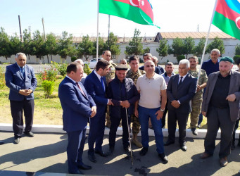 Vətən müharibəsi şəhidi baş-leytenant Niftəliyev Ceyhun Bahadur oğlunun məzarı və ailəsi ziyarət olunub