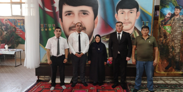 Anım Günü ərəfəsində Vətən Müharibəsi şəhidlərinin ailələri  ziyarət edilib