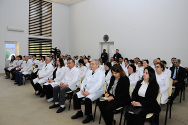 Tibb işçiləri ilə görüş keçirilib