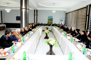 Şəhid ailələri ilə görüş keçirilib