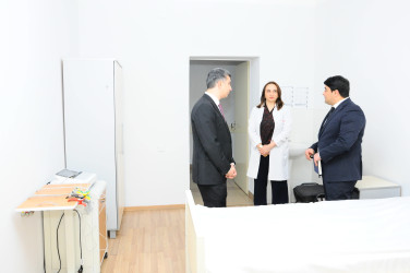 Tibb işçiləri ilə görüş keçirilib